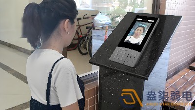 脸就是钥匙，办公大楼人脸识别门禁