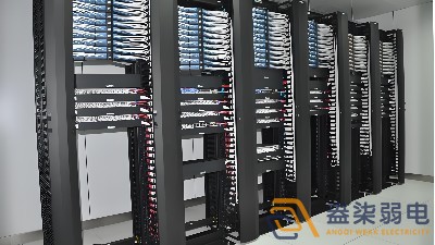 弱电设备经销商机型和工程机型的区别？