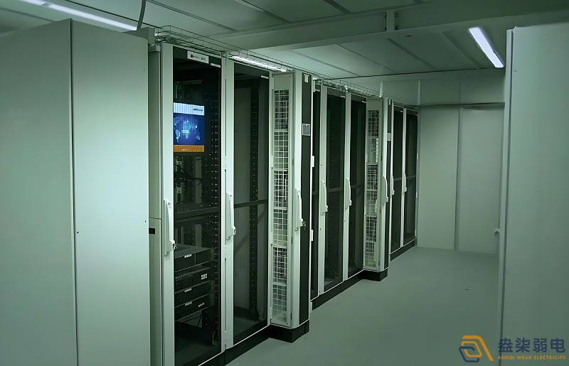 办公楼如何打造全年无休可靠机房？