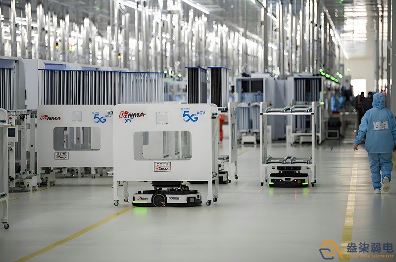 AGV如何改变精密加工车间？